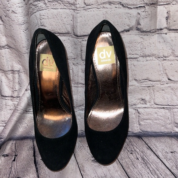 Dolce Vita size 7.5 platform pumps. Black w/silver heels. EUC - Picture 1 of 4